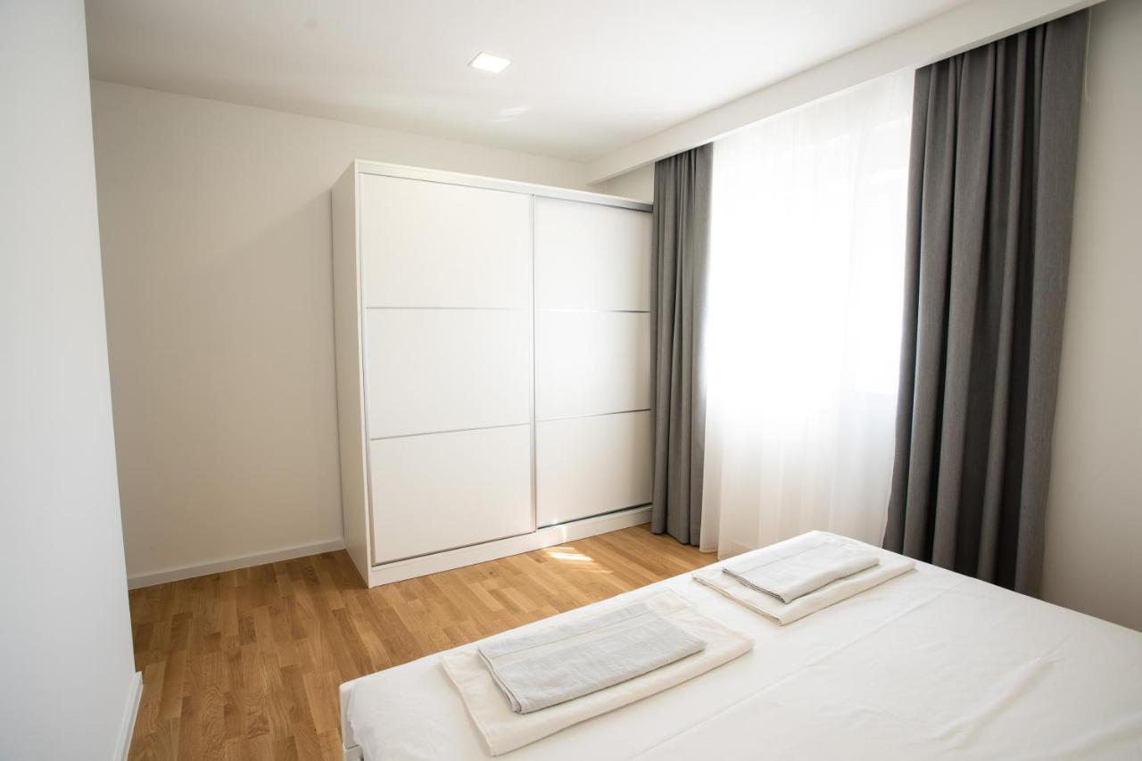 Apartmani Centar 루브스키 외부 사진