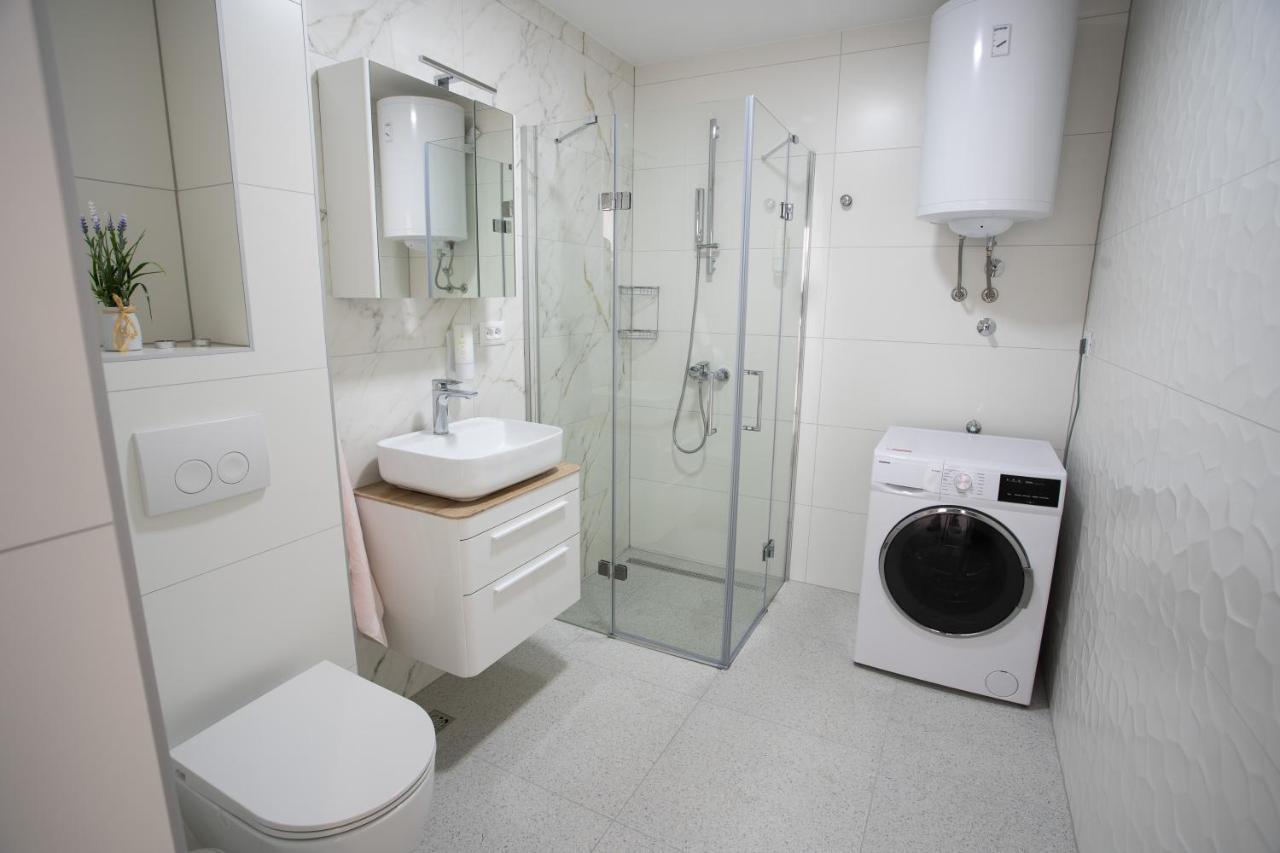 Apartmani Centar 루브스키 외부 사진