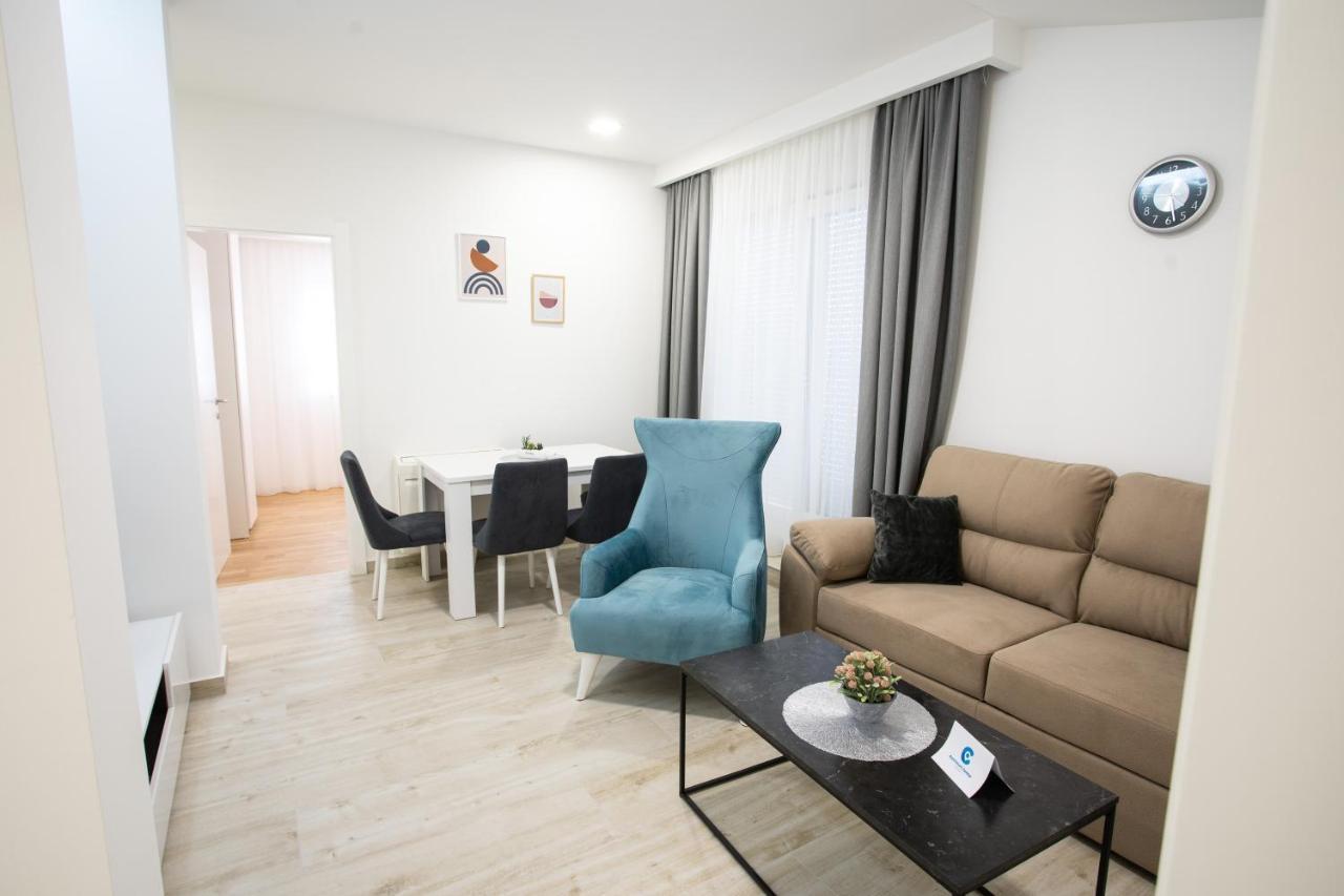 Apartmani Centar 루브스키 외부 사진